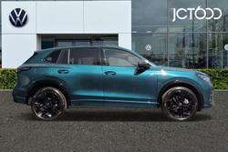 VOLKSWAGEN Tiguan Photo 4