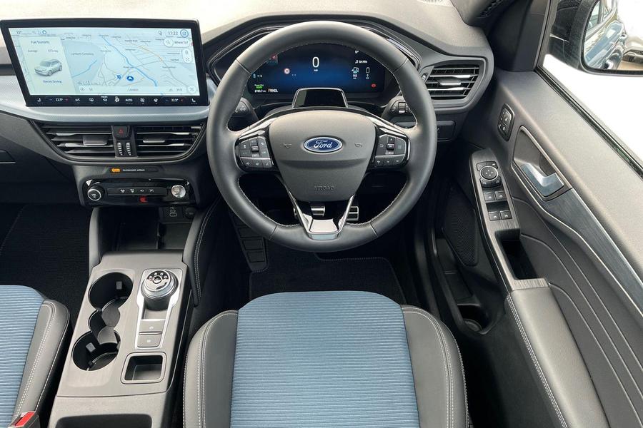 Ford KUGA Photo autoimg-13344d36f1551ab80fc03e2c8dac93ebacaaa65c.jpg