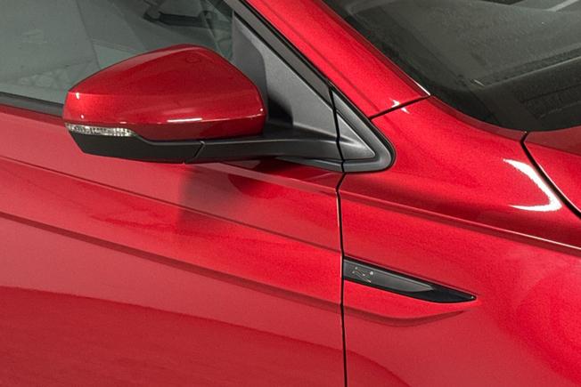 VOLKSWAGEN Polo Photo 20