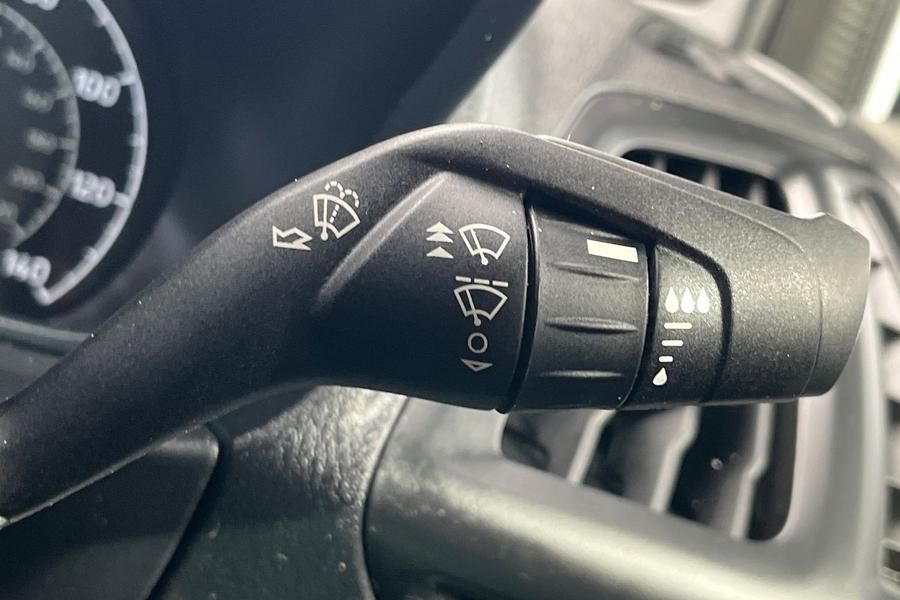 Ford TRANSIT CONNECT Photo autoimg-133598c55f67e476bda36155ce1858fb52d6c2ad.jpg