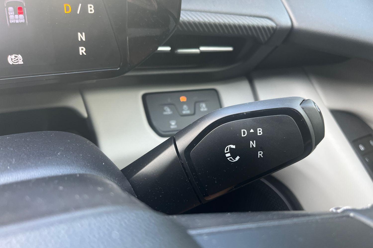 Ford Explorer Photo 14