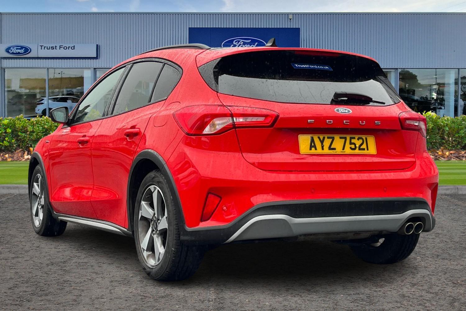 Ford FOCUS Photo 1