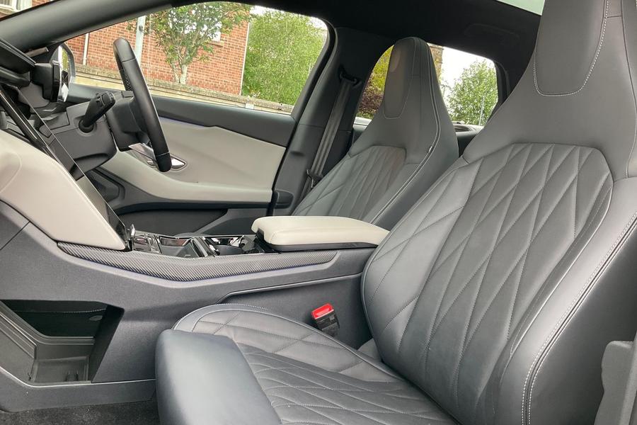 Ford Explorer Photo autoimg-133905d7d86ee1c086e06f351782395586818eff.jpg