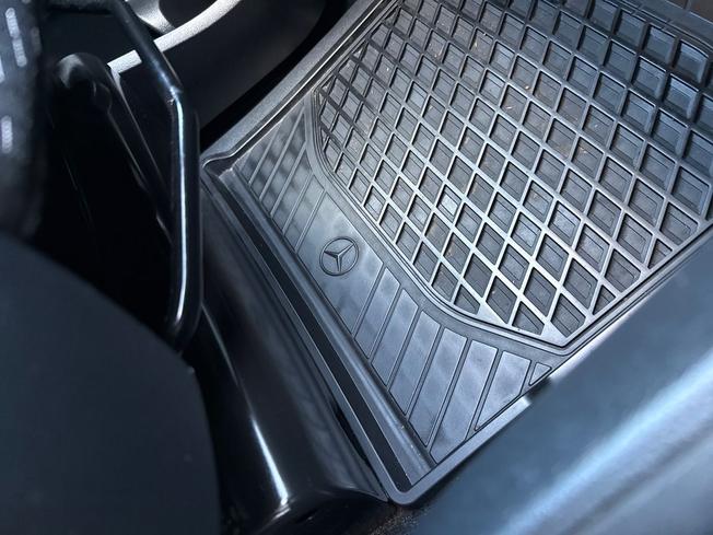 Mercedes-Benz Vito Photo 49