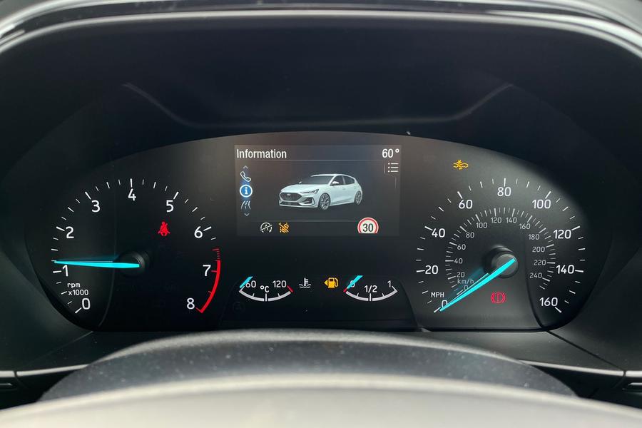Ford FOCUS Photo autoimg-133e5d8a1e06ccb80ac2d8b81757e52e388bcd38.jpg