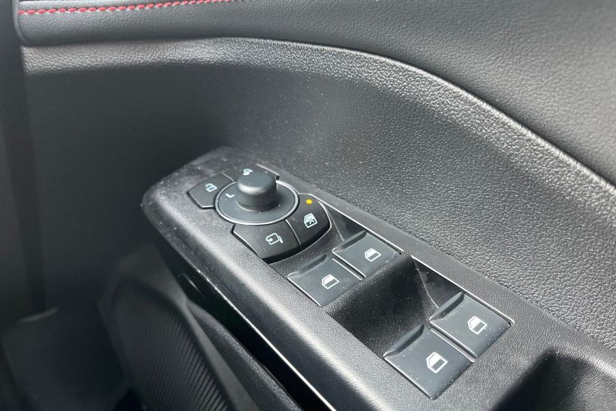Ford PUMA Photo autoimg-1344c69ff4ee8c9eb853c81fba9f1c386b4291a4.jpg