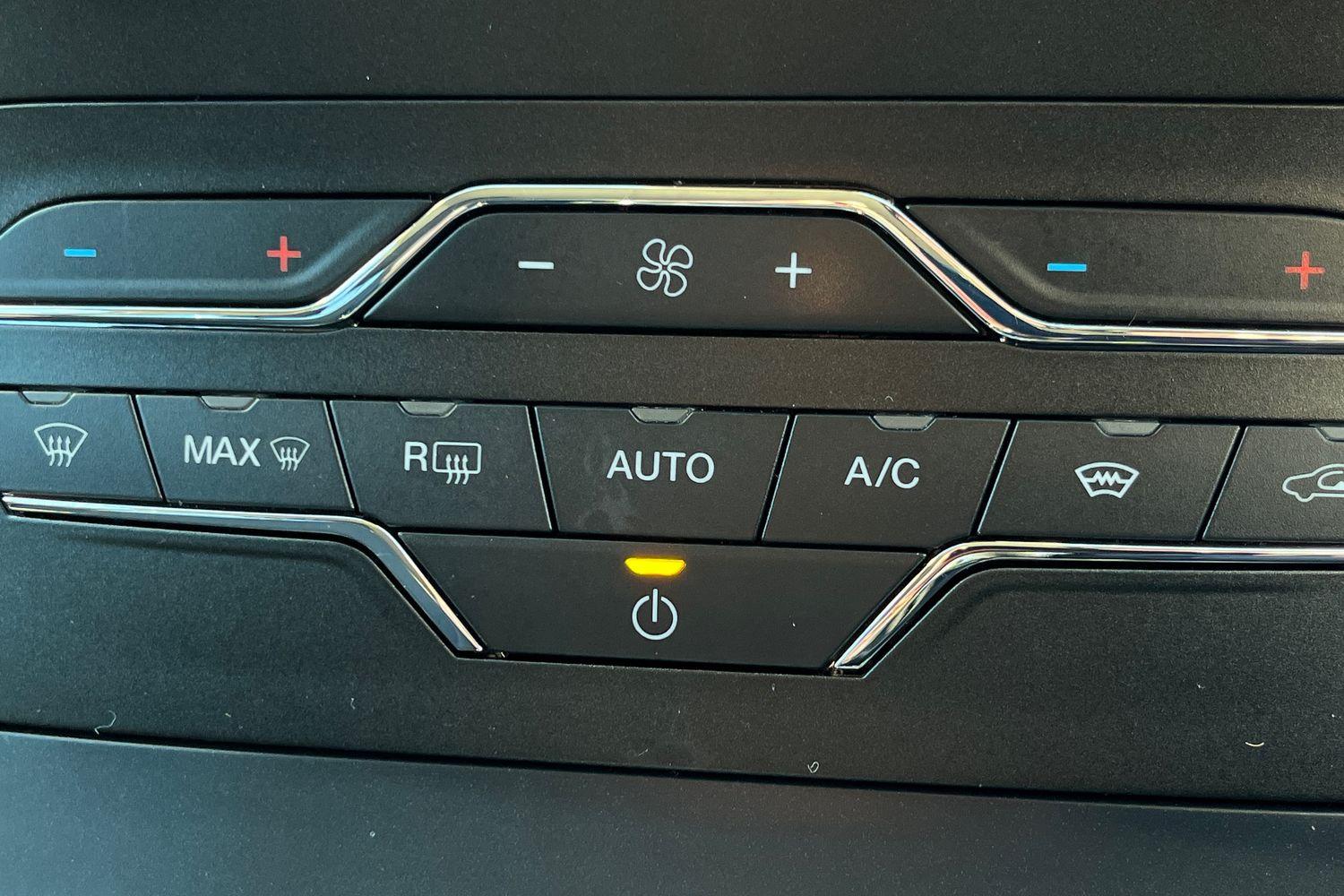 Ford S-MAX Photo 31