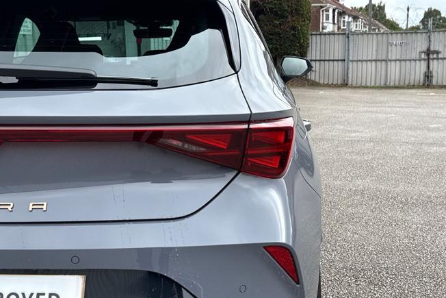 CUPRA Leon Photo 19