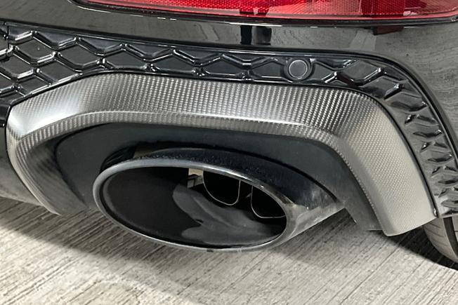 AUDI Rsq8 Photo 34