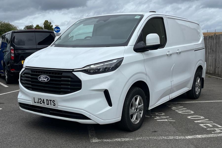 Ford TRANSIT CUSTOM Photo autoimg-13511d8b07669c4e186156a93f832e9a2ba2c331.jpg