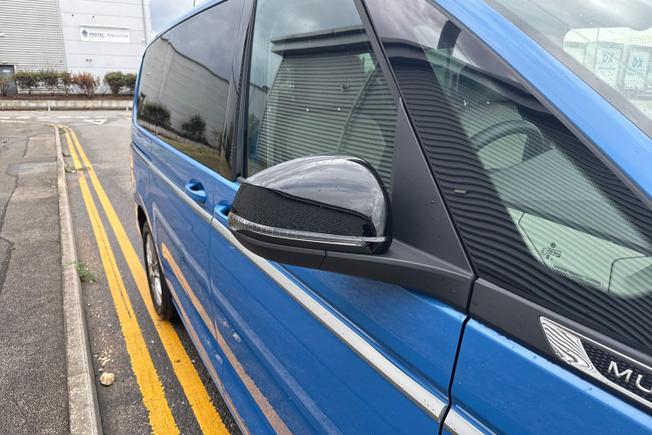 Volkswagen Multivan Photo 20