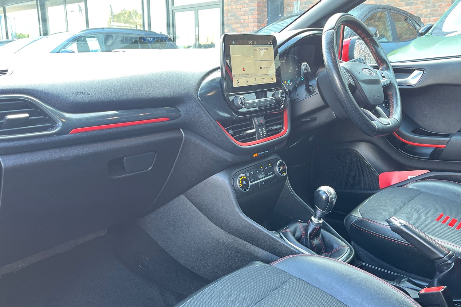 Ford FIESTA Photo 17