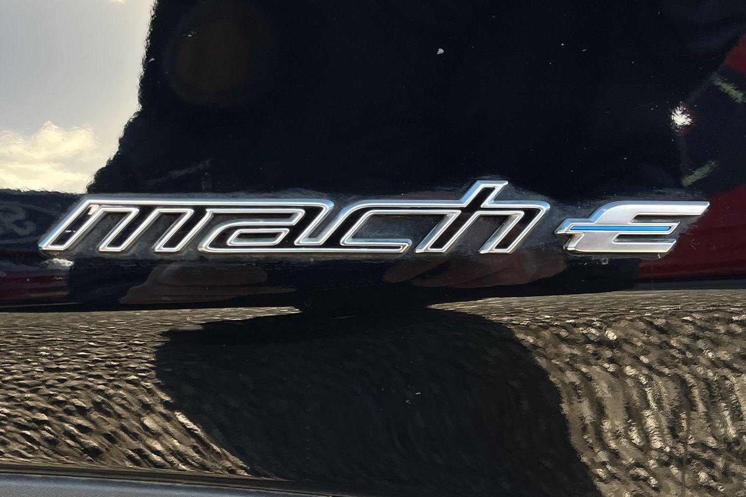 Ford MUSTANG MACH-E Photo 39