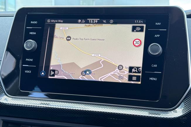 VOLKSWAGEN T-Cross Photo 14