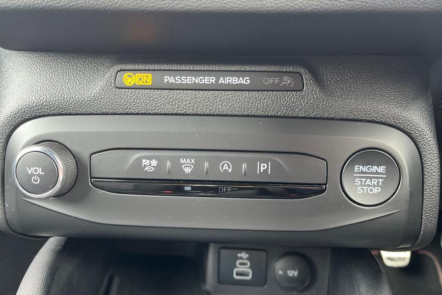 Ford FOCUS Photo autoimg-13616245be13c4a1a404b2c8b1b8d2bdb6c96c4c.jpg