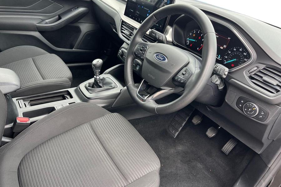 Ford Focus Photo autoimg-1361887e0ce5aa1a85c61323079092e057bd6689.jpg