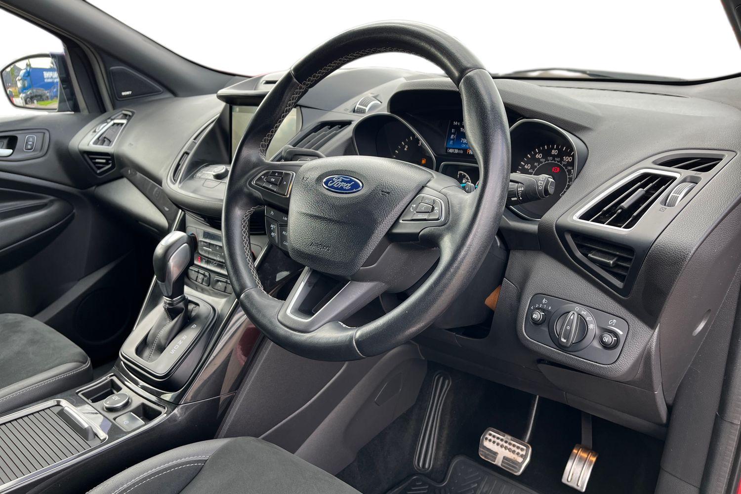 Ford KUGA Photo 8