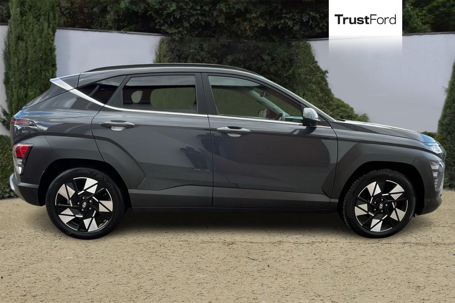 Hyundai KONA Photo 2