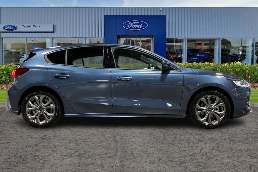 Ford Focus Photo autoimg-1366f9f8b2f37c2642f2601934f3db4790492c53.jpg