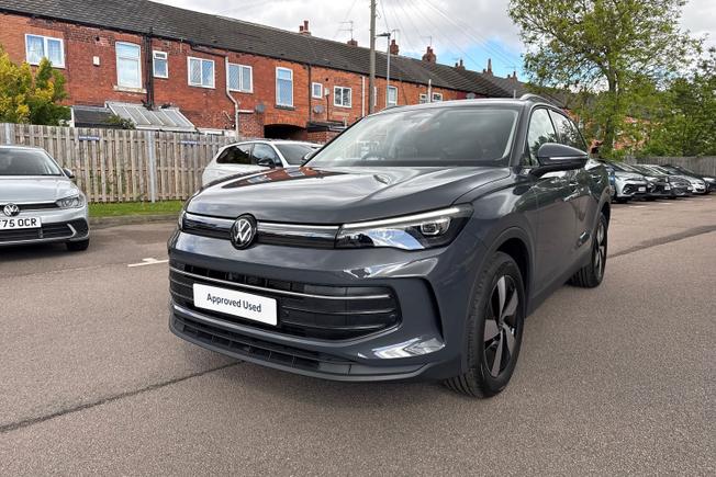 VOLKSWAGEN Tiguan Photo 22