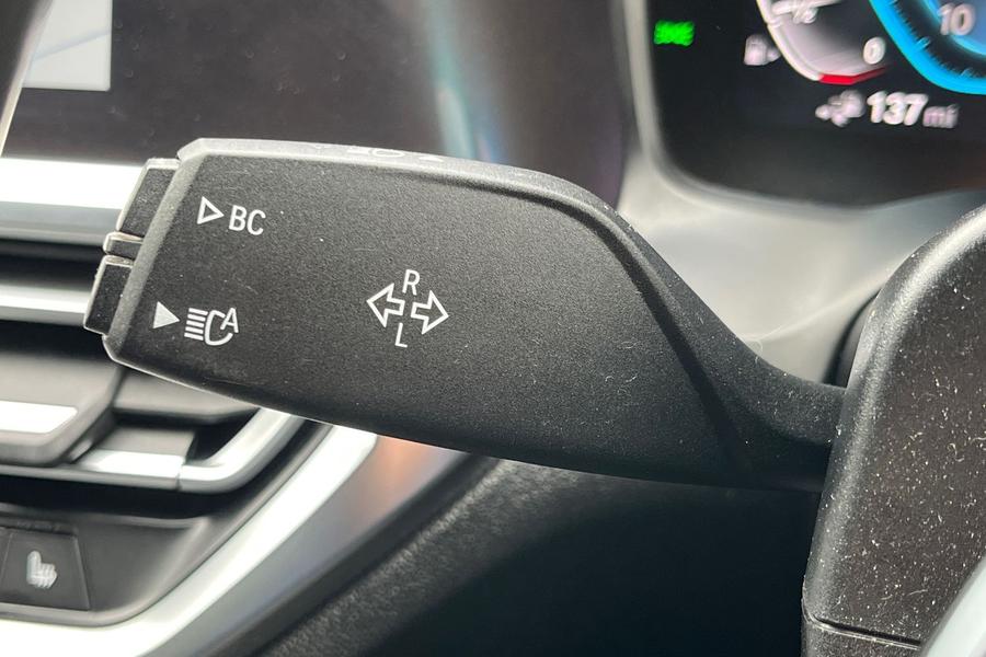 BMW 3 Series Photo autoimg-136e45b20187044399140b0ca0fb573f2c575c37.jpg
