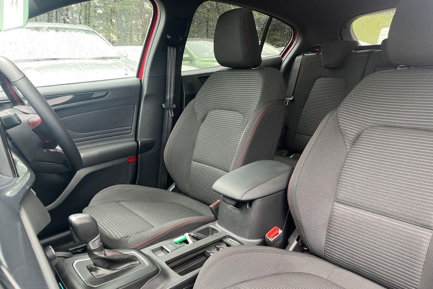 Ford FOCUS Photo 18