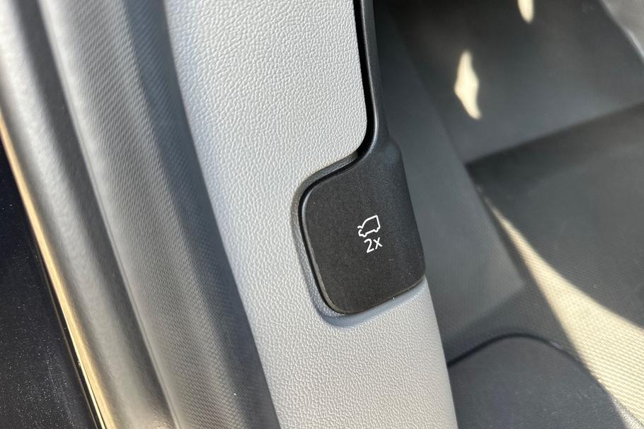 Used FORD E-TRANSIT CUSTOM WR75NBJ 28