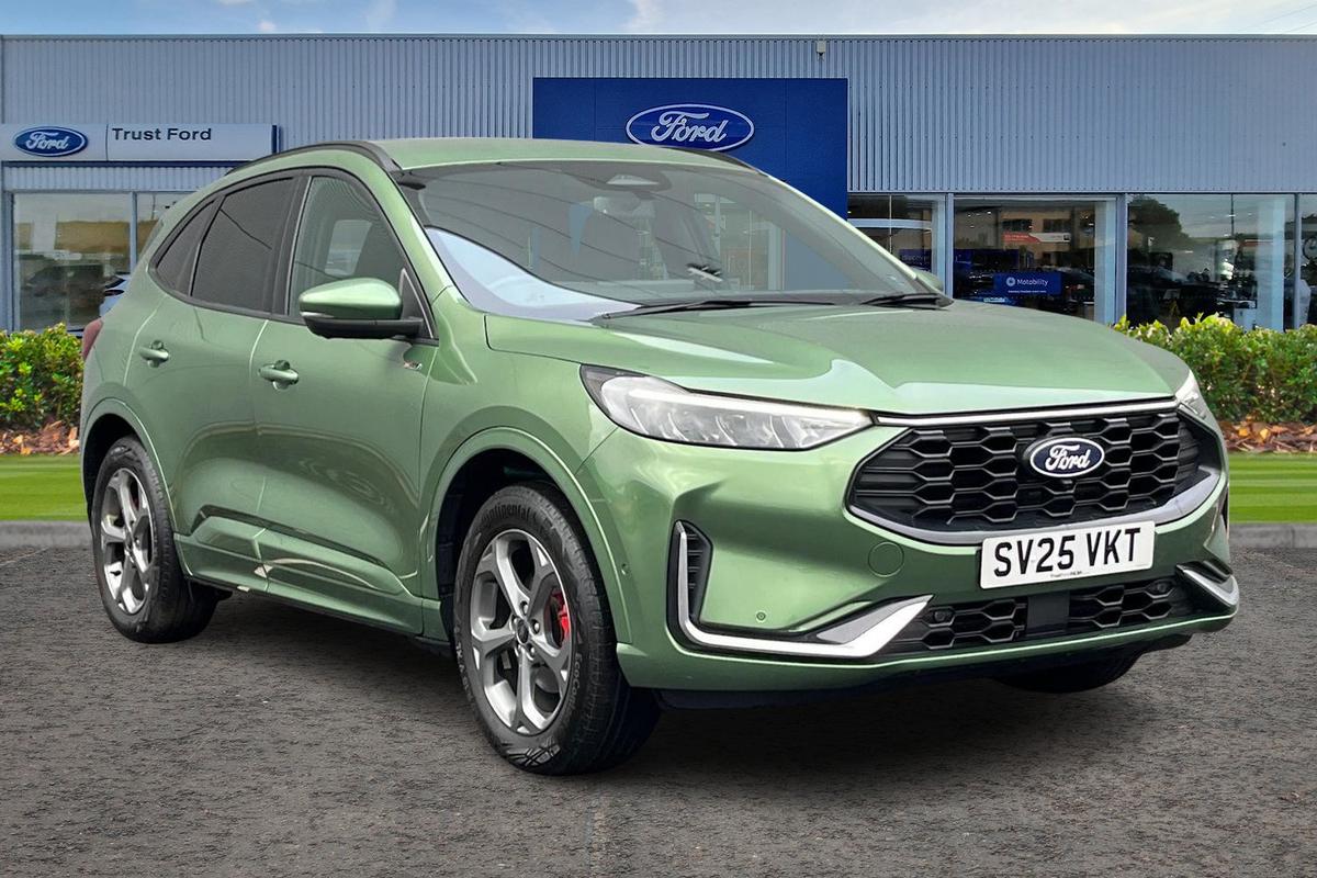 Ford Kuga listing photo