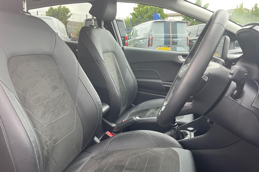 Ford FIESTA Photo autoimg-13740a1ac2d0bbe0ce529722bad2a07c51dbc82b.jpg