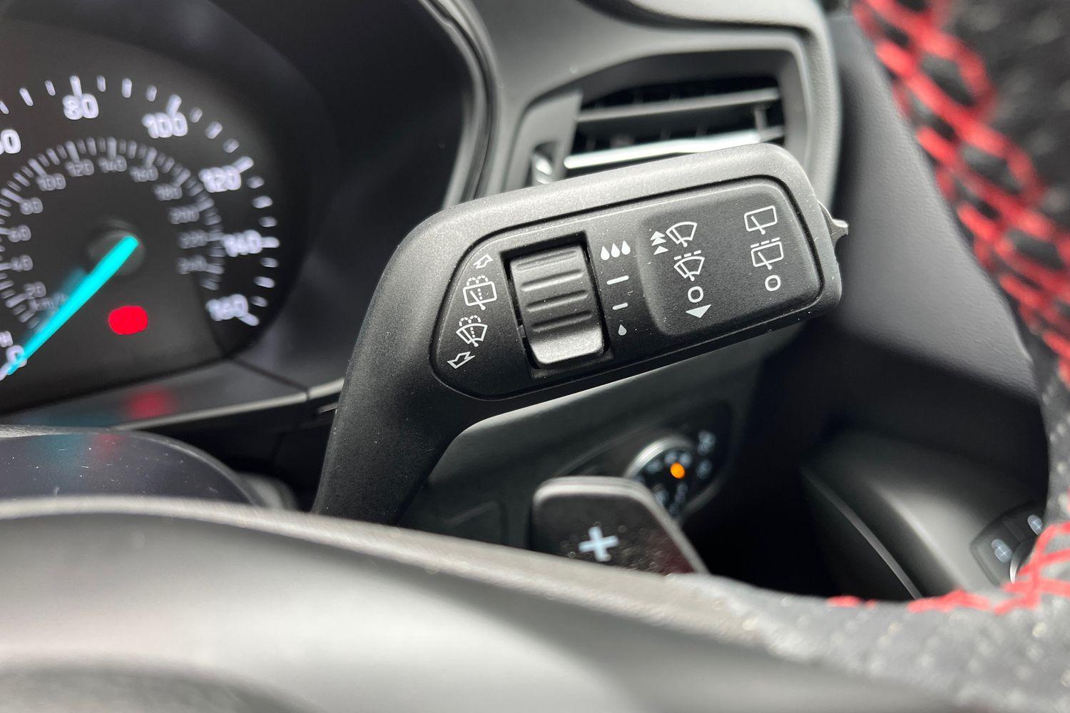 Ford FOCUS Photo 14