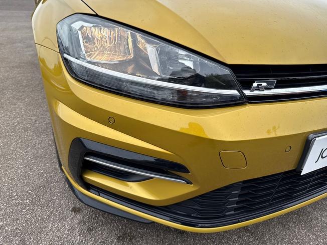 VOLKSWAGEN Golf Photo 29