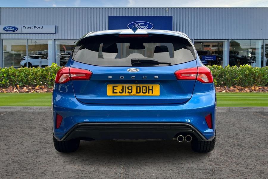 Ford Focus Photo autoimg-1382e08271879bc11846605c98bd90113e3adfa2.jpg