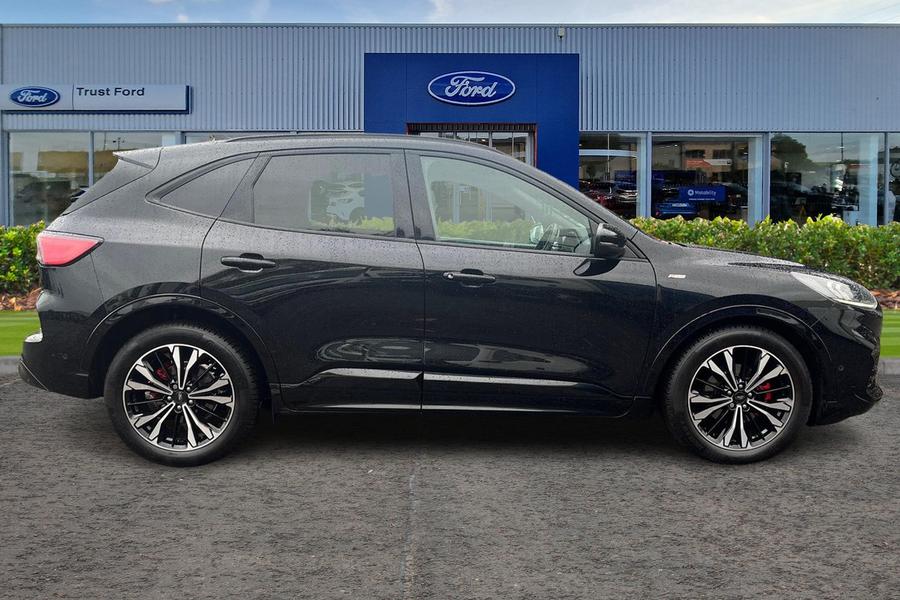 Ford KUGA Photo autoimg-13837a149b7b1aa04cc8ebd931b56346cd268b30.jpg