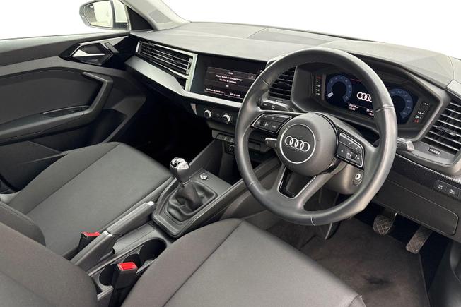 AUDI A1 Photo 6