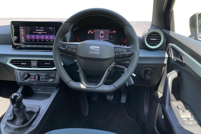 SEAT Arona Photo 11