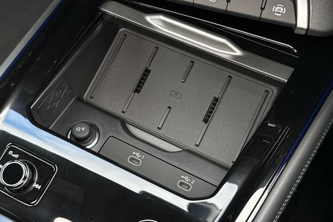 AUDI Q3 Photo 37