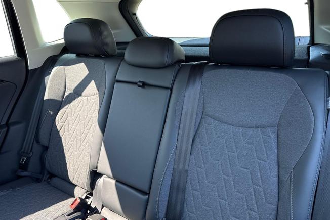 VOLKSWAGEN Tiguan Photo 9