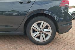 VOLKSWAGEN Golf Photo 5