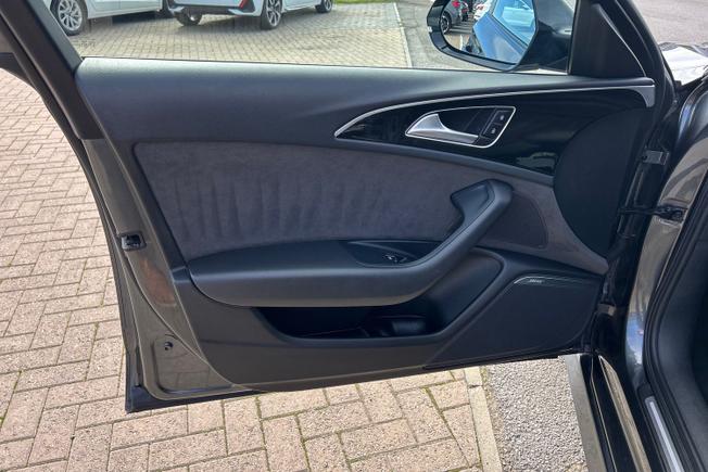 AUDI A6 Avant Photo 41