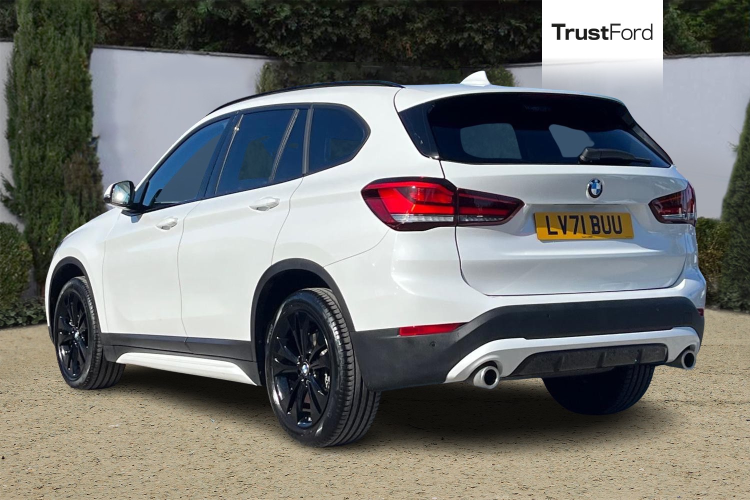 BMW X1 Photo 1