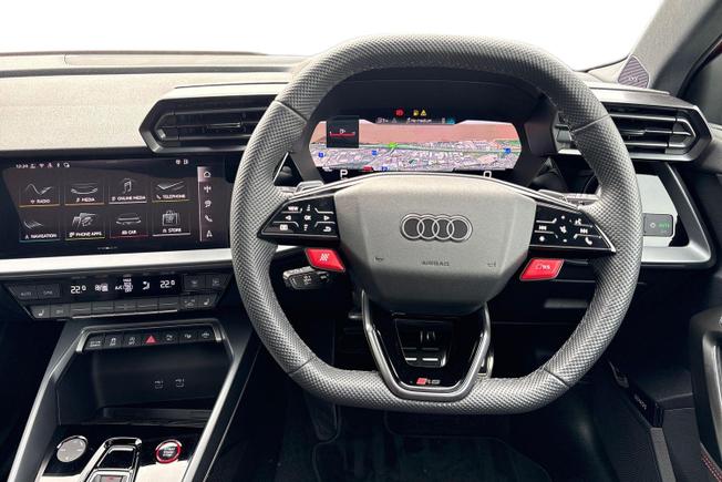 Audi RS3 Photo 11