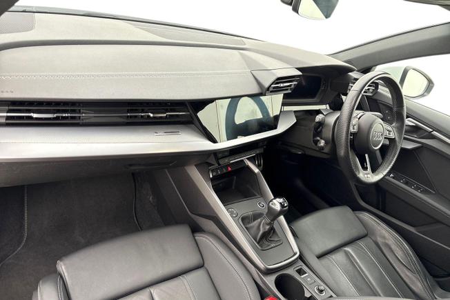 Audi A3 Photo 2