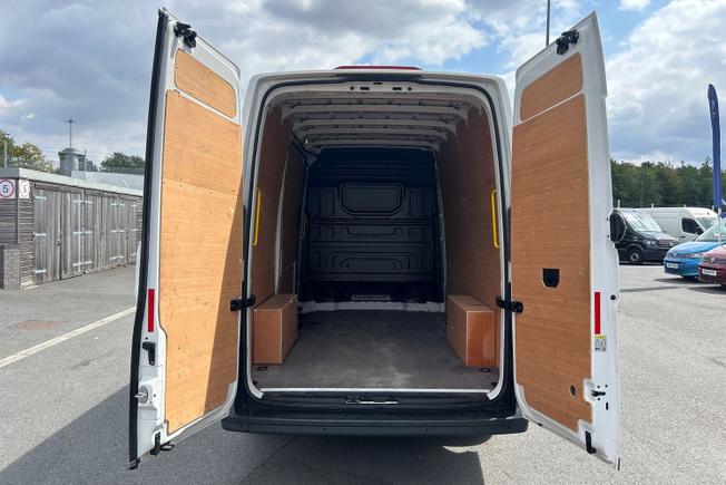 VOLKSWAGEN Crafter Photo 29