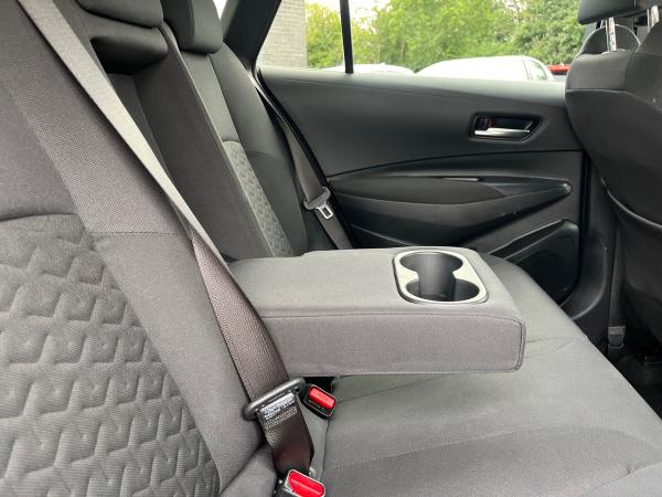 Toyota Corolla Photo autoimg-13a61e70120fb281ef437263944fa64ea21845a0.jpg