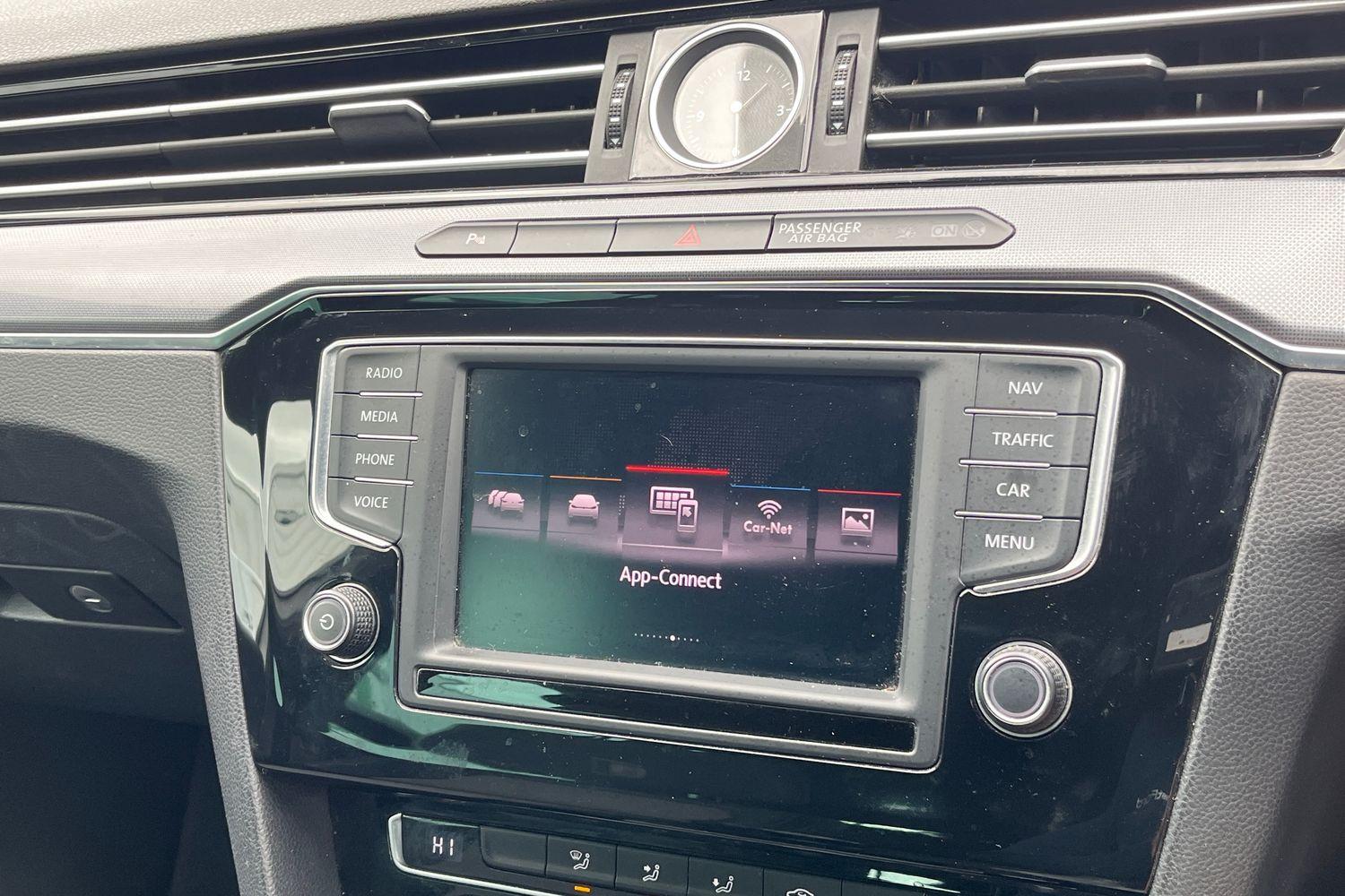 Volkswagen PASSAT Photo 33