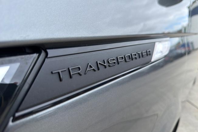 VOLKSWAGEN Transporter Shuttle Photo 34