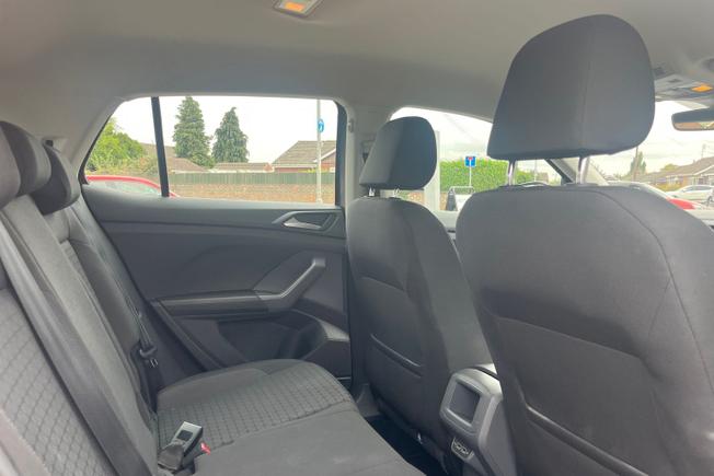 Volkswagen T-Cross Photo 31