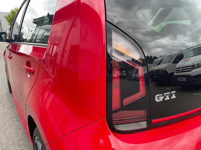 VOLKSWAGEN up! Photo 41