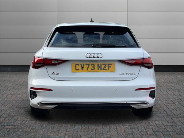 Audi A3 Photo autoimg-13b1230c083bd88eaa2ad6d1d389a05c88265ca1.jpg