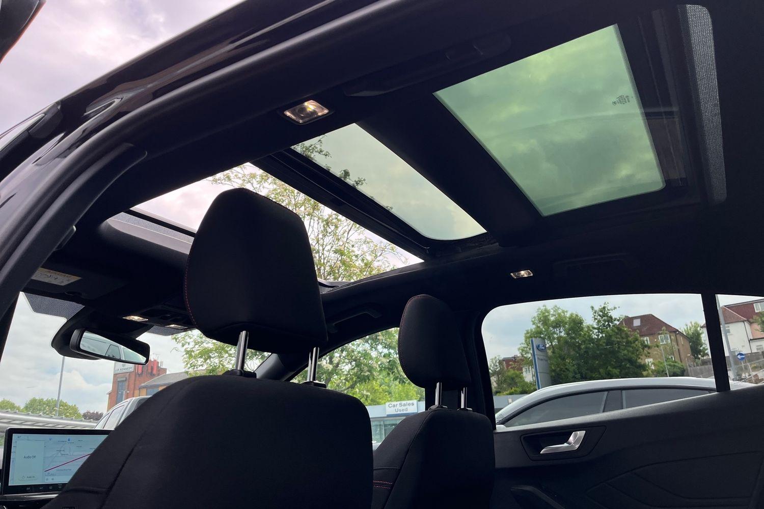 Ford Focus Photo 38